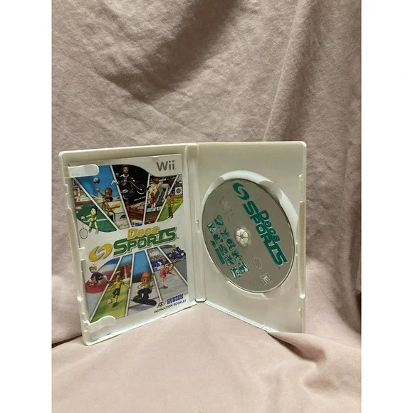 Deca Sports For Nintendo Wii CIB - Picture 2 of 4